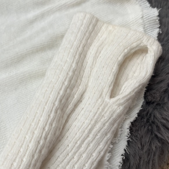 We the Free long sleeve - Picture 3 of 4